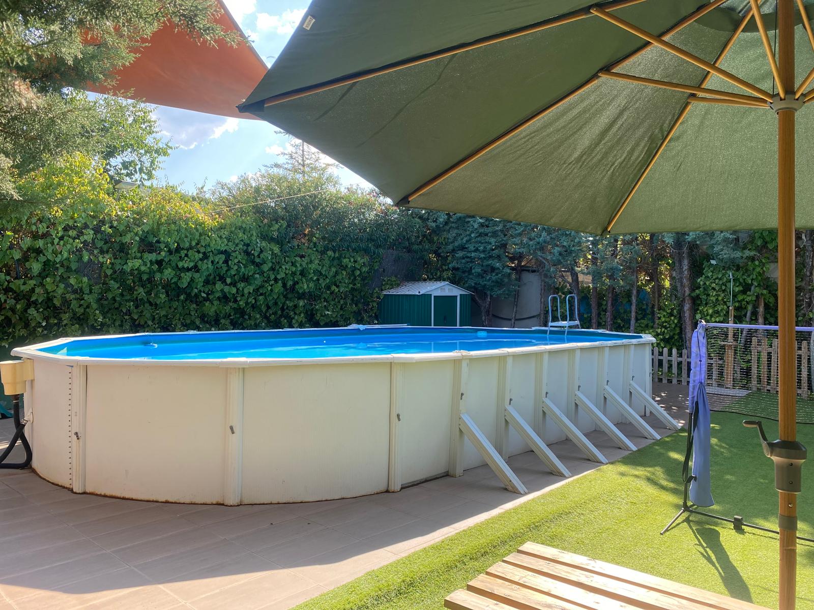 jardin-y-piscina11