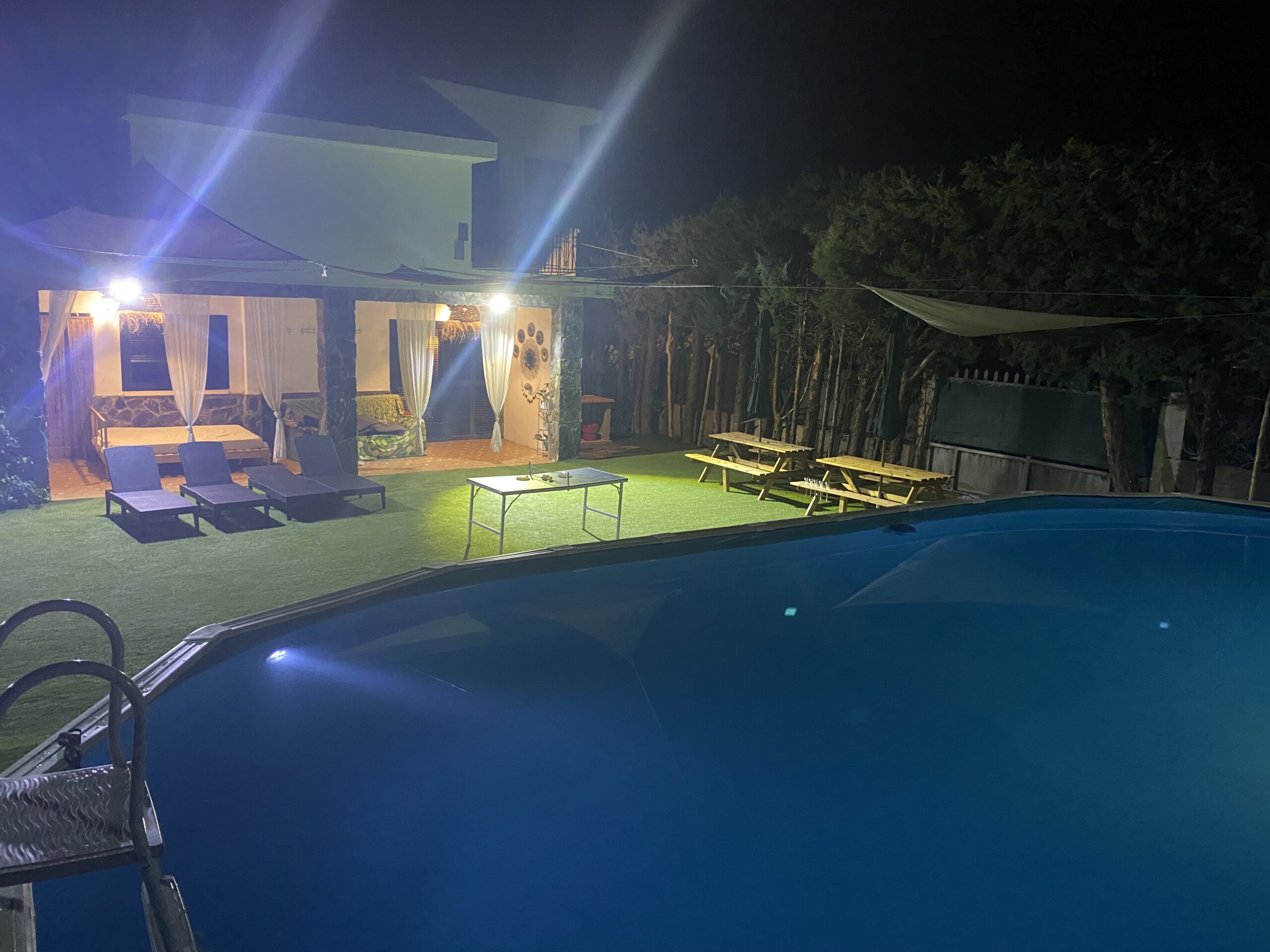 jardin-y-piscina8